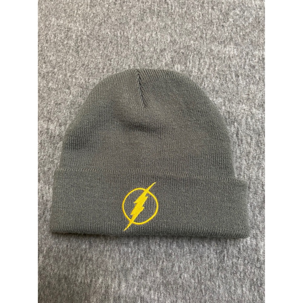 DC Comics The Flash Beanie Hat Gray Yellow Lightning Bolt Logo Cuffed Cap